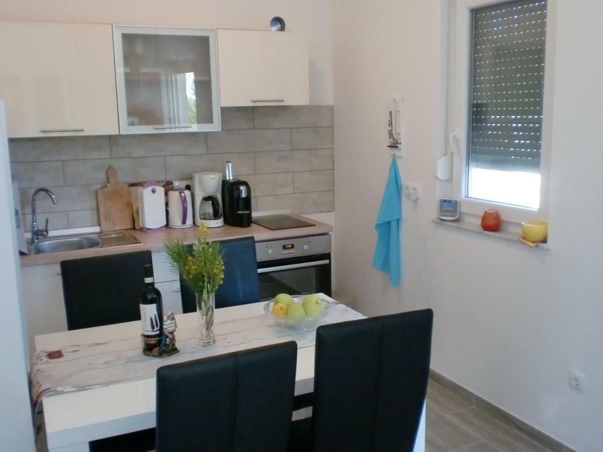 Villa Santa Barbara Vrsi Bagian luar foto